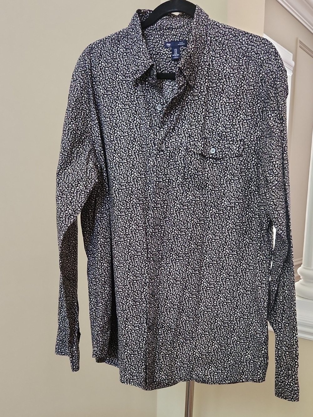 GAP Navy and White Micro Floral Long Sleeve Button-Down Shirt